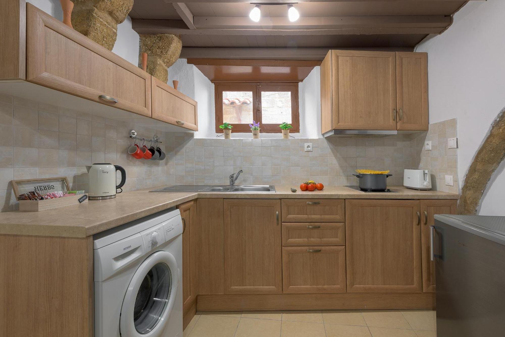 Rustic Self-Inn Rhodes City Extérieur photo